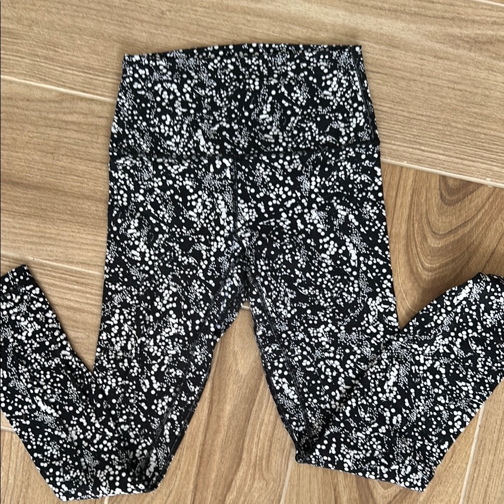 Lululemon High-Rise Align leggings 25”